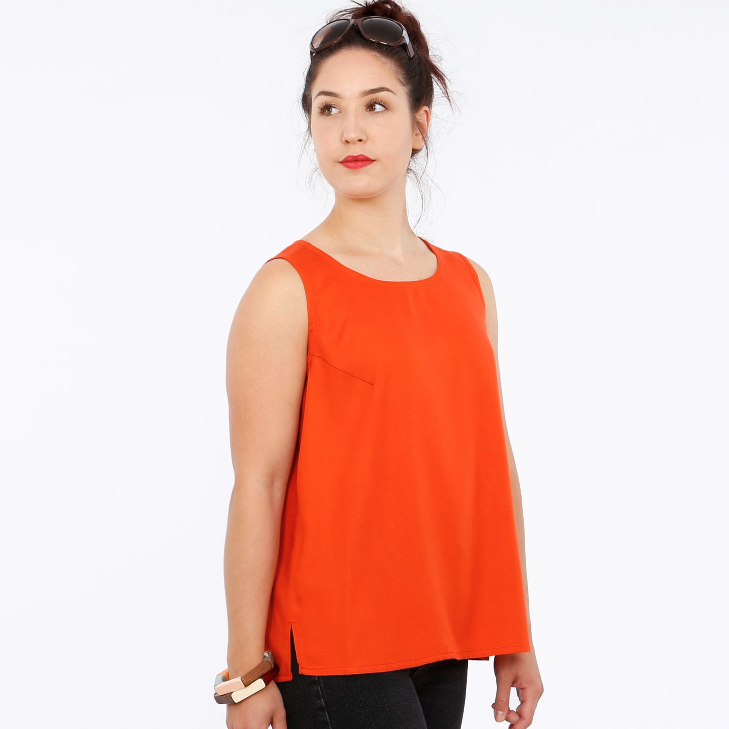Top avec pinces du poitrine Madame MERLE