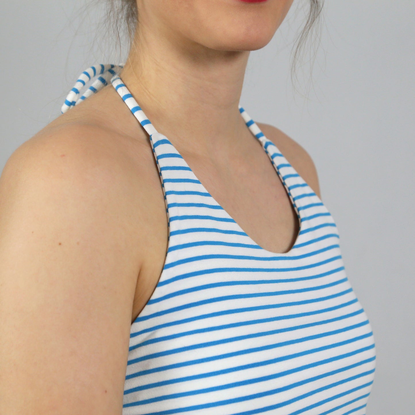 Haut dos nu, Madame FENNA